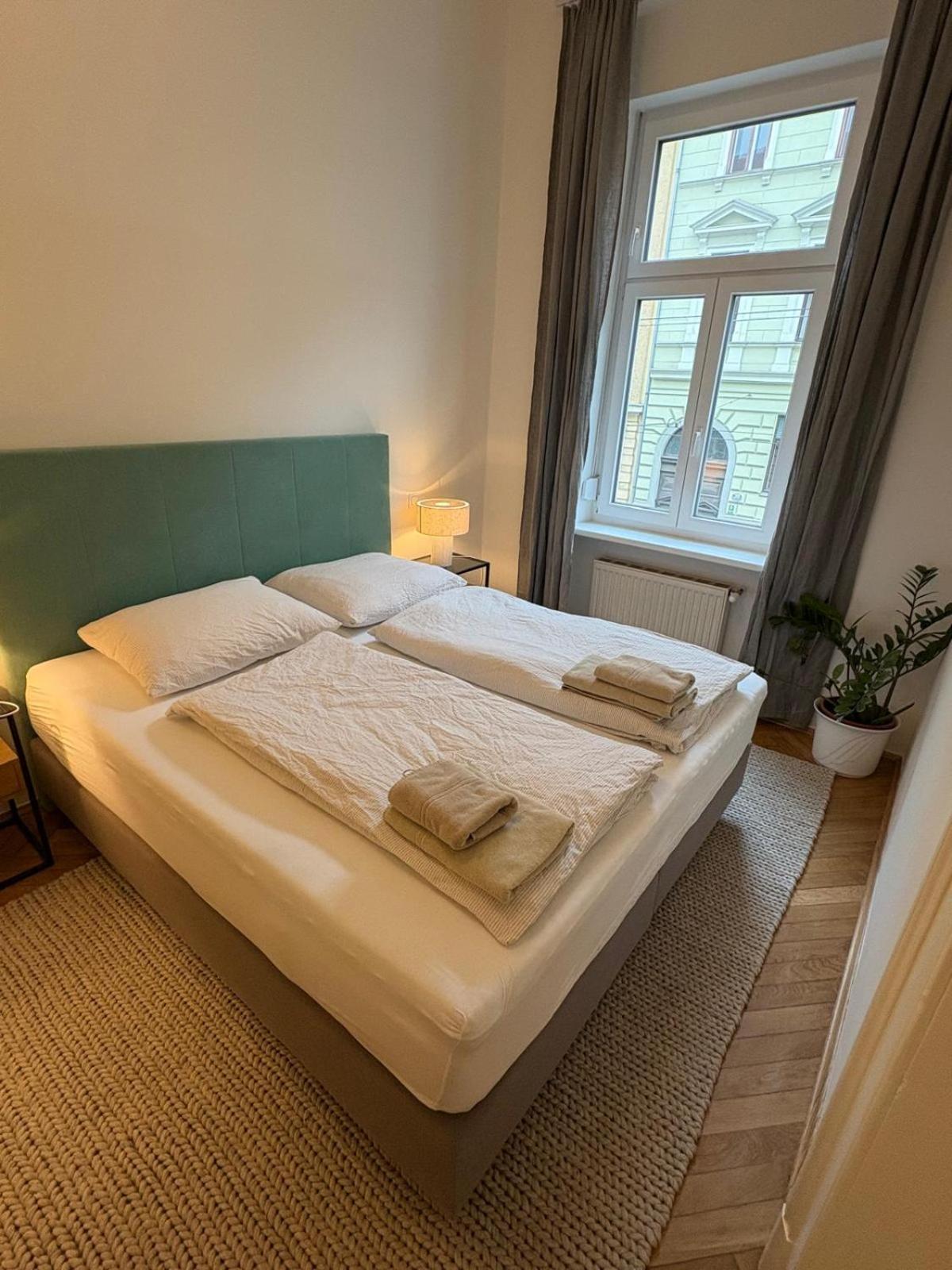 Premium Apartment In Altstadtnaehe Graz Luaran gambar